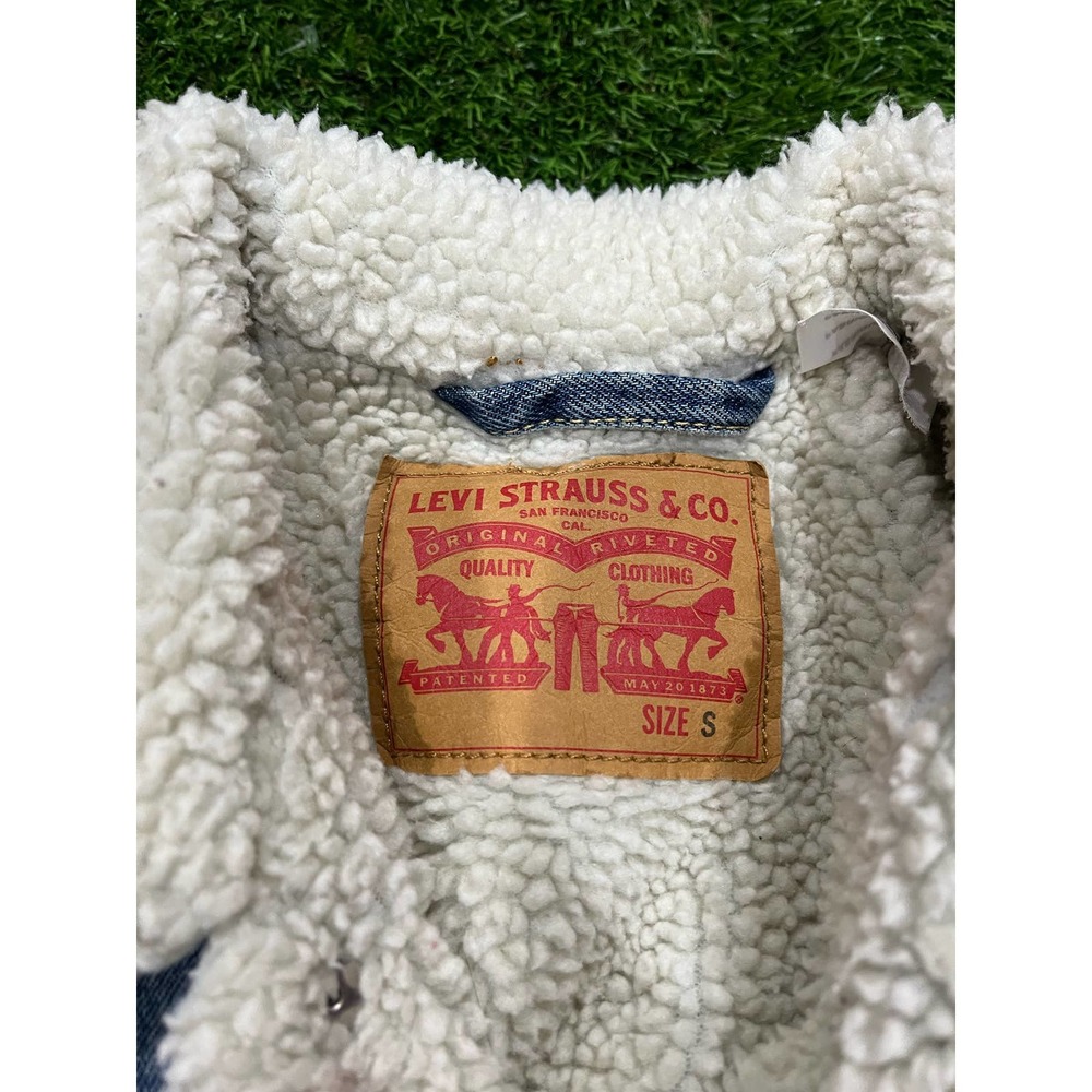 Levis Denim Jacket - Picture 5 of 5